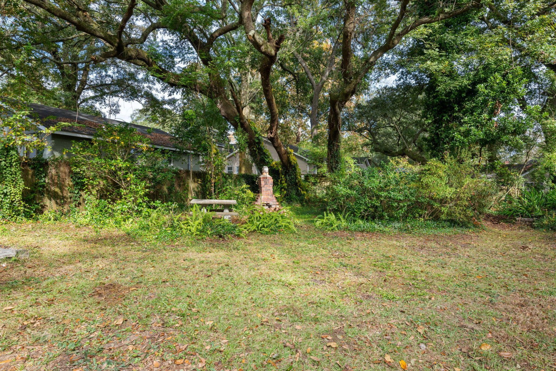 2126 Golfview Drive Photo 1
