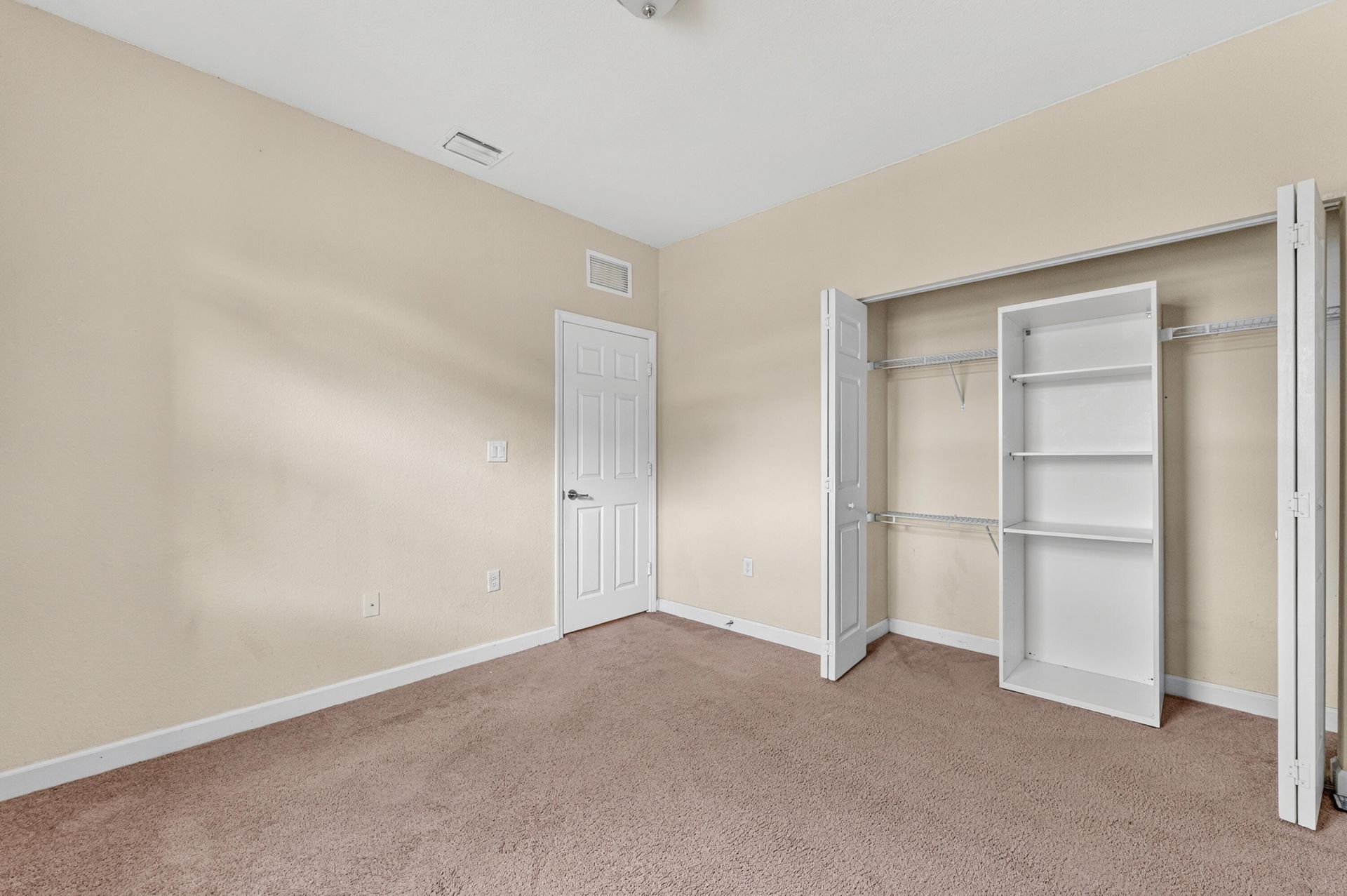 17094 SW 95th Terrace, Miami, FL 33196 Photo