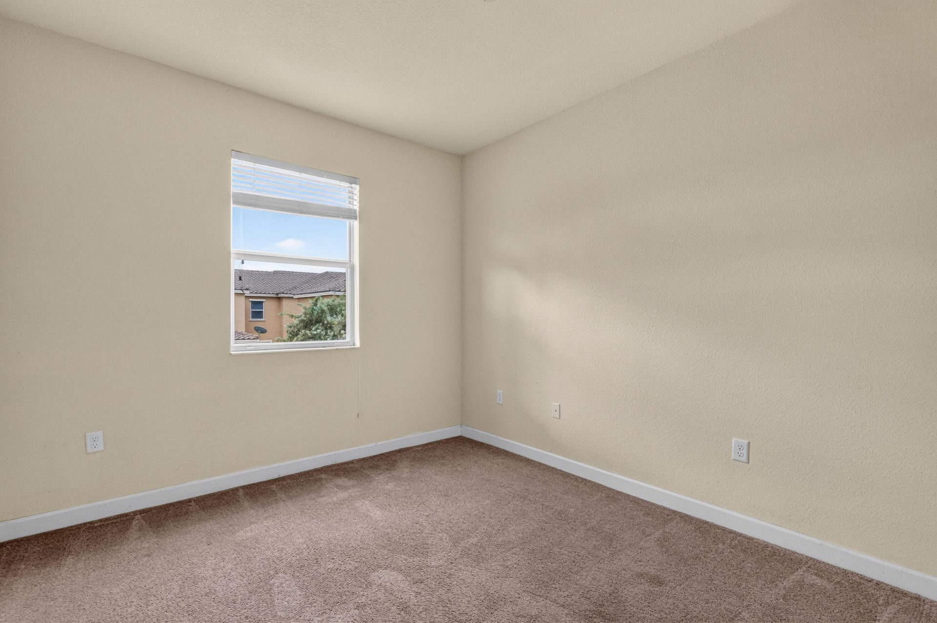 17094 SW 95th Terrace, Miami, FL 33196 Photo