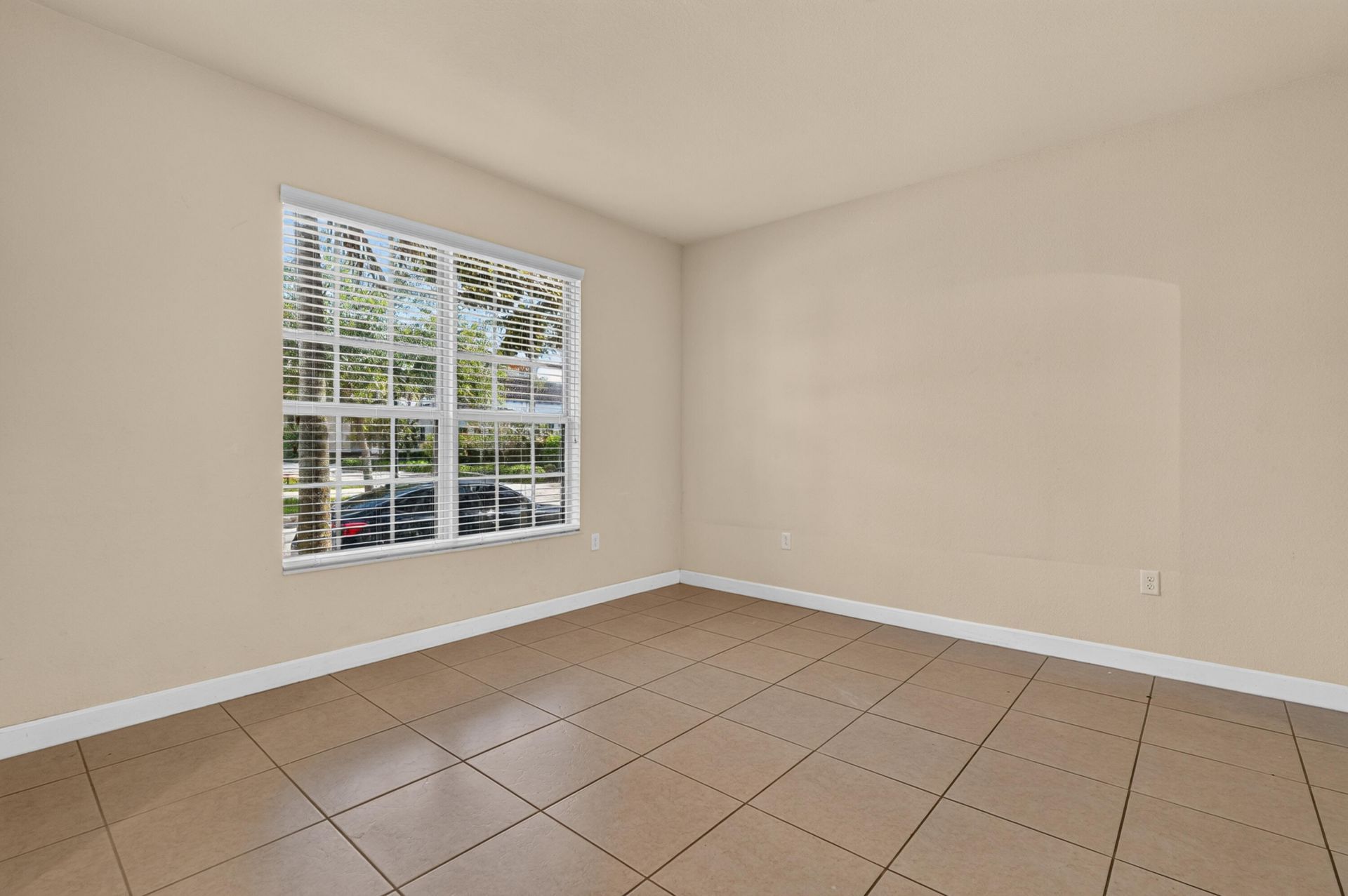 17094 SW 95th Terrace, Miami, FL 33196 Photo