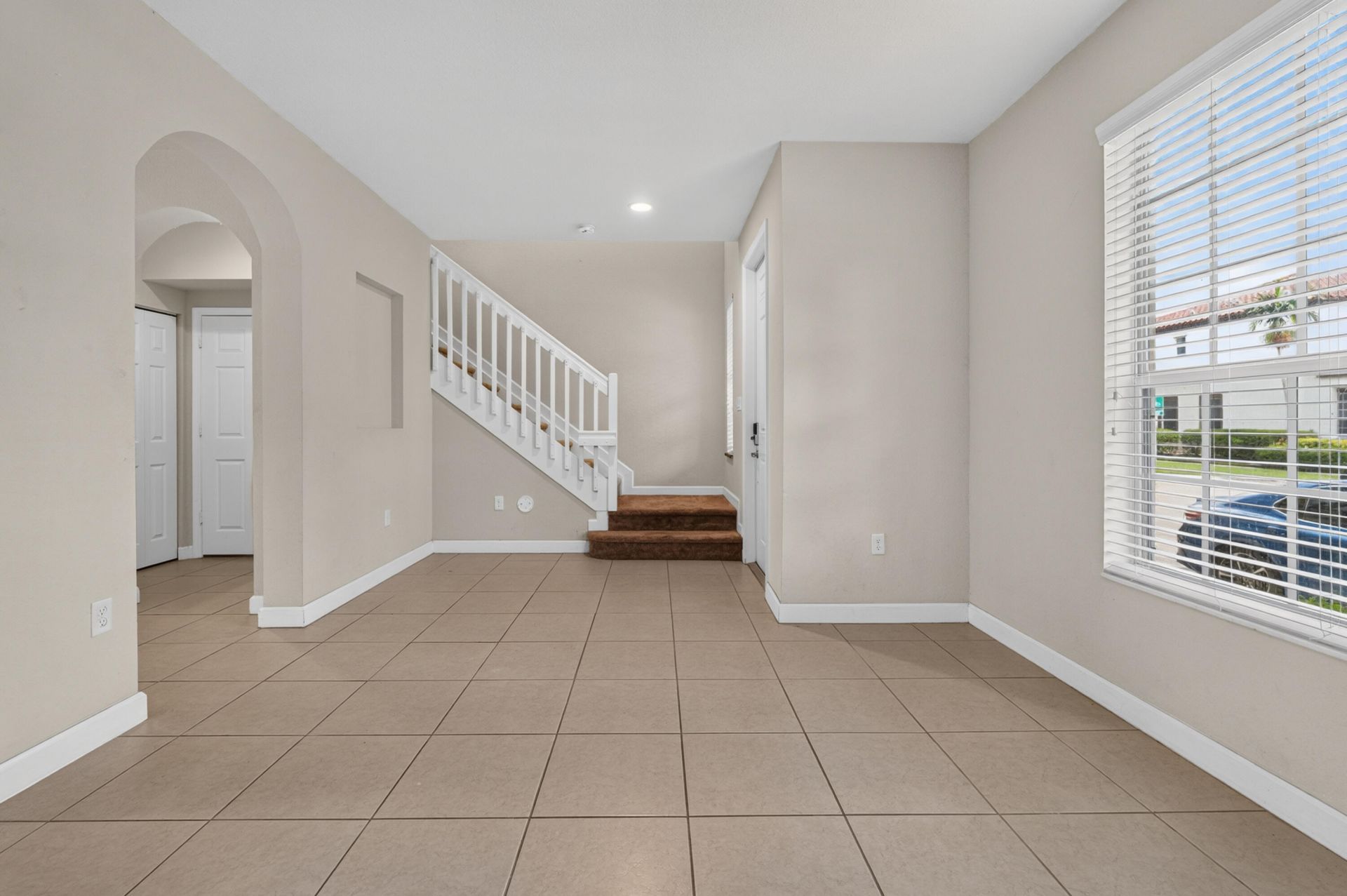 17094 SW 95th Terrace, Miami, FL 33196 Photo