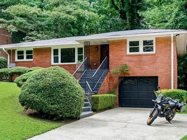 3028 Baker Ridge Drive NW, Atlanta, GA 30318
