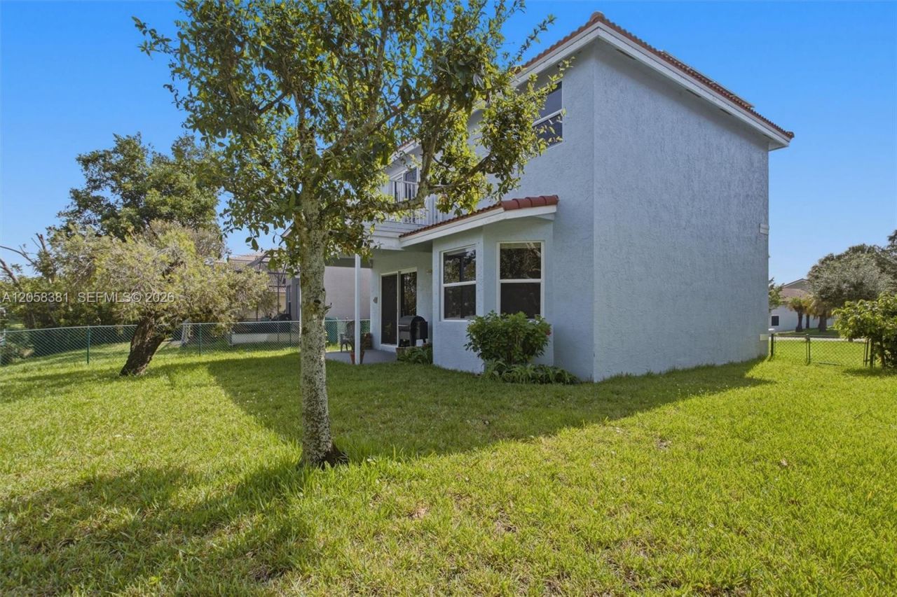 2412 SW 164th Ave , Miramar, FL 33027 Photo