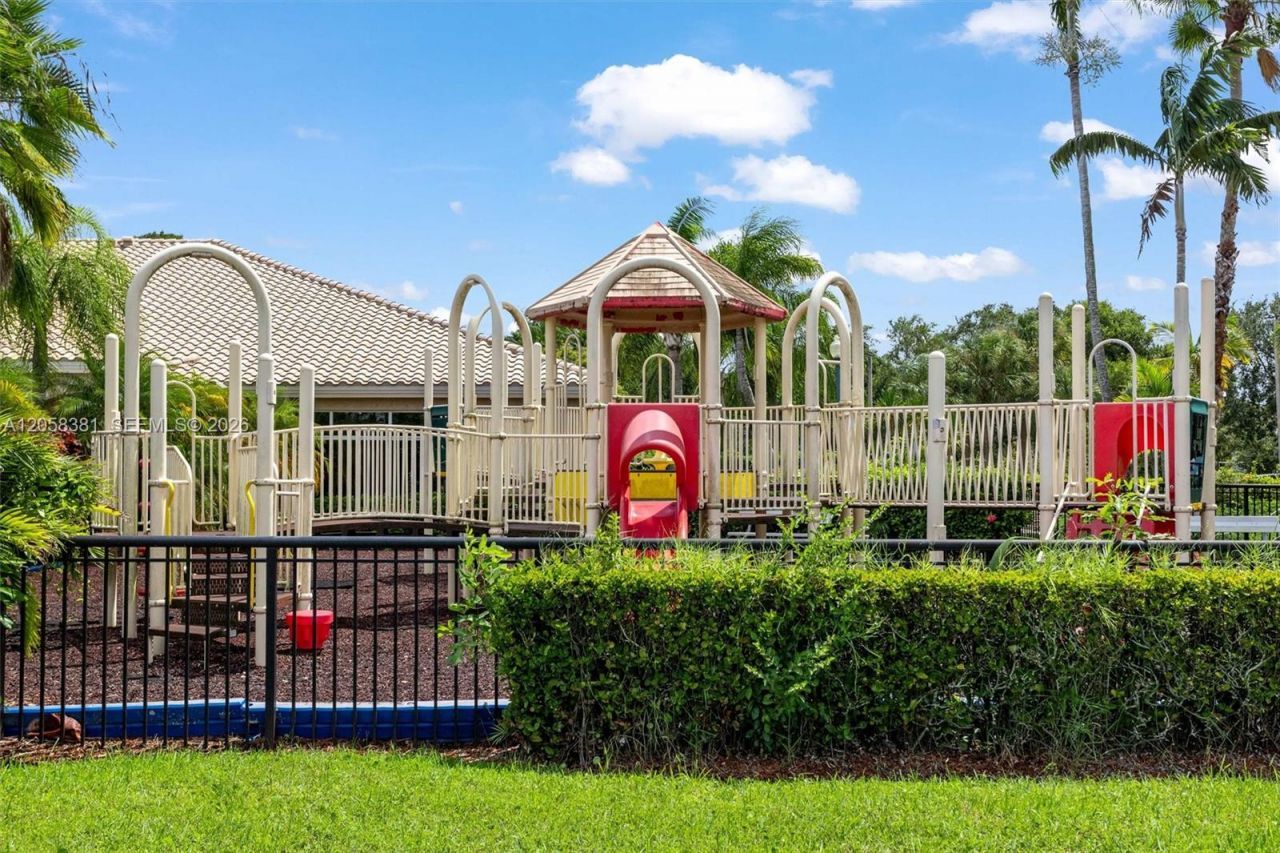 2412 SW 164th Ave , Miramar, FL 33027 Photo