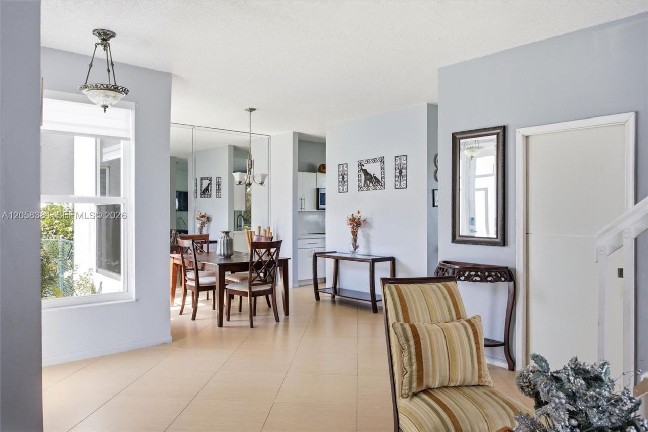 2412 SW 164th Ave , Miramar, FL 33027 Photo