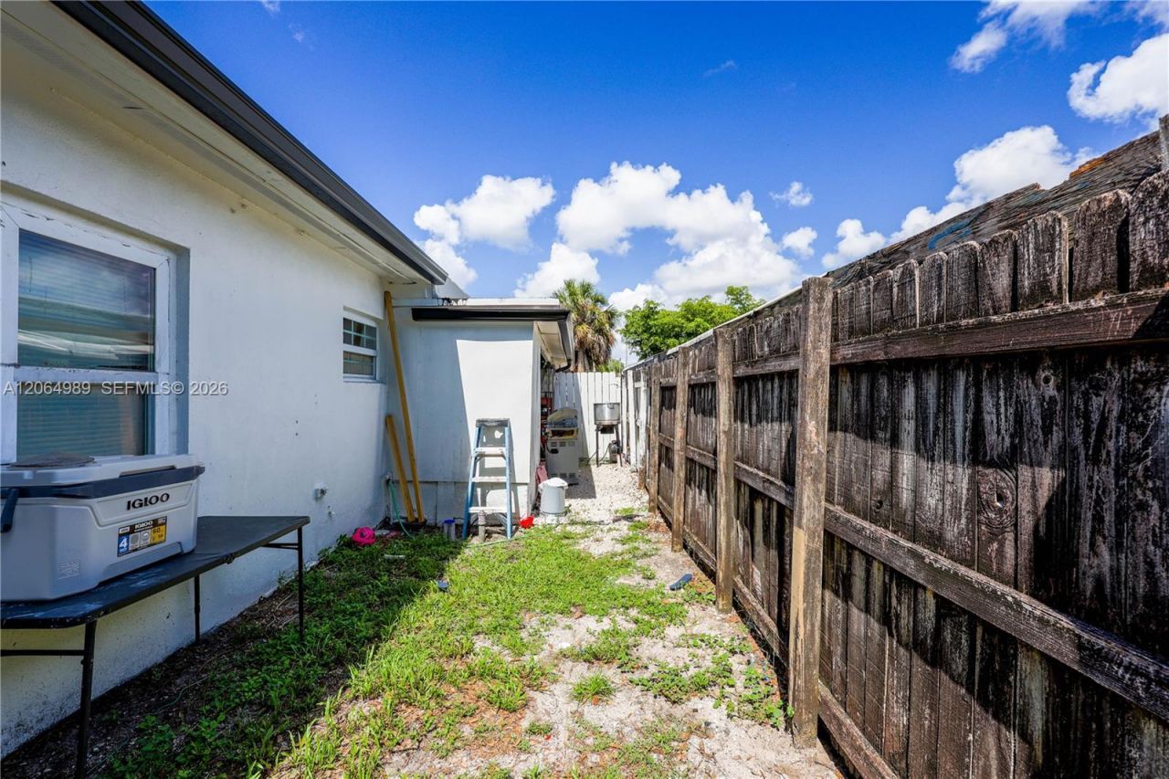 1004 SW 24th Ave , Fort Lauderdale, FL 33312 Photo