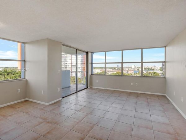 1300 NE Miami Gardens Dr , Unit 714E, Miami, FL 33179