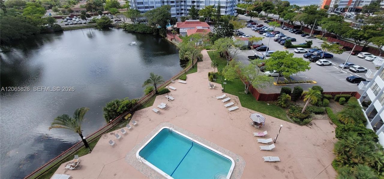 1300 NE Miami Gardens Dr , Unit 714E, Miami, FL 33179 Photo