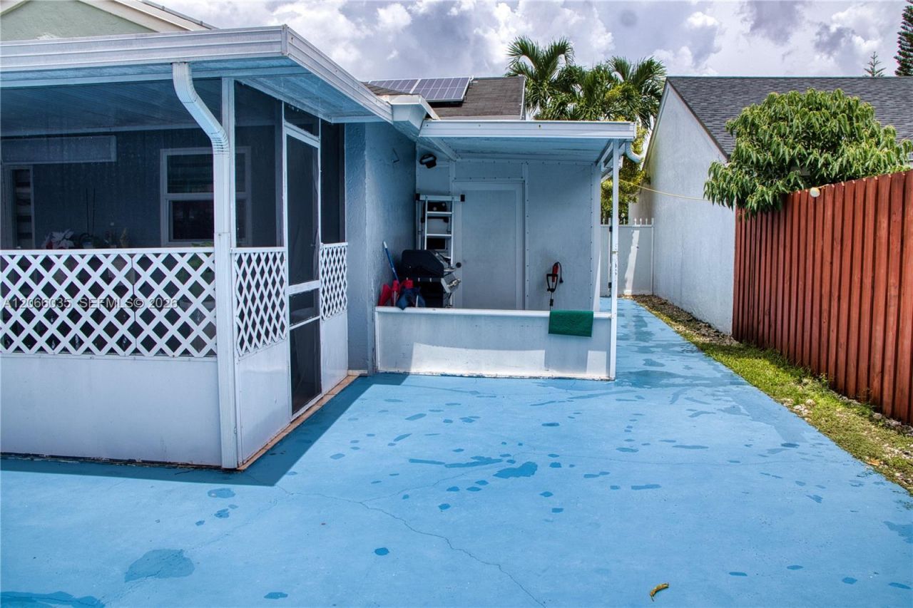 14348 SW 103rd St , Miami, FL 33186 Photo