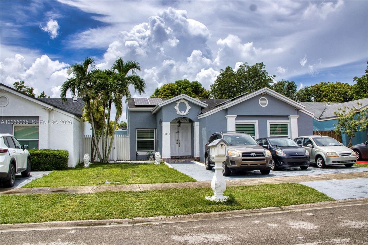 14348 SW 103rd St , Miami, FL 33186 Photo
