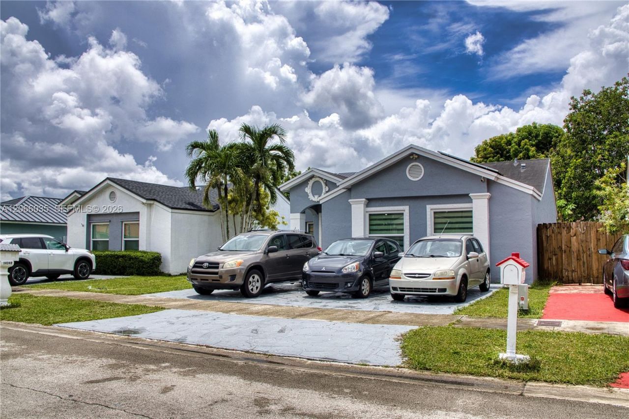 14348 SW 103rd St , Miami, FL 33186 Photo