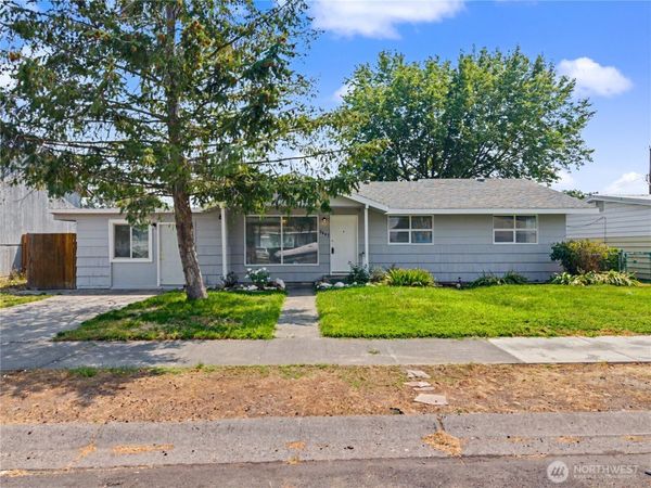 2607 W Texas Street , Moses Lake, WA 98837