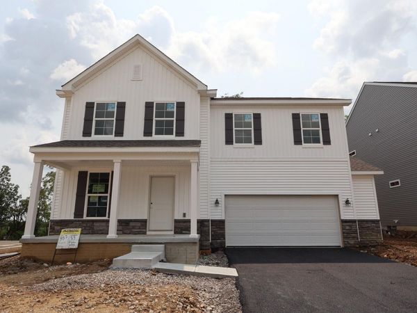 33 Englewood Road , Commercial Point, OH 43116