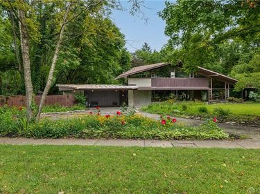 445 W South College Street, Yellow Springs Vlg, OH 45387