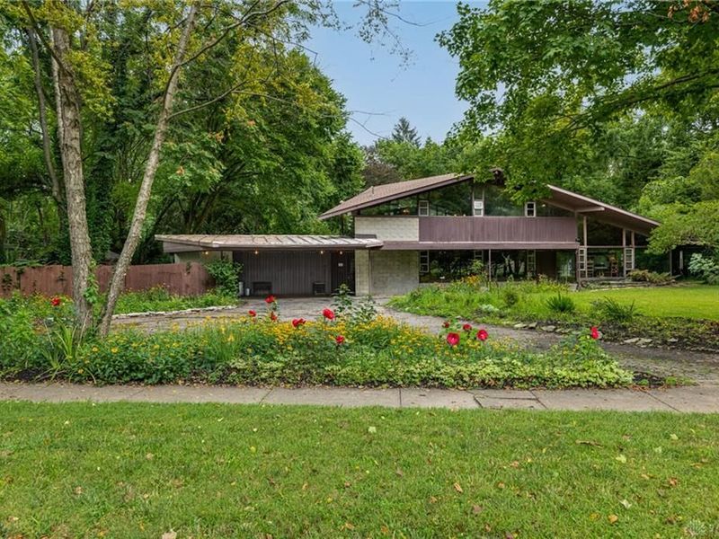 445 W South College Street, Yellow Springs, OH 45387 Photo 1
