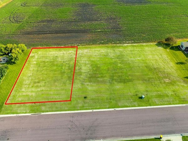 20 Marples Avenue , Minnesota Lake, MN 56068