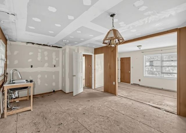 16155 Highway 265 Photo 9