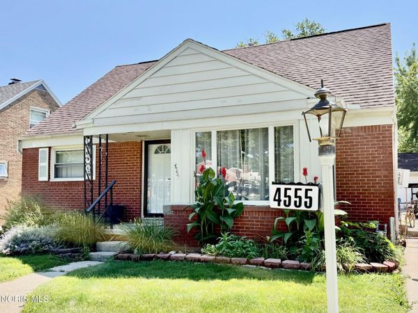 4555 S May Avenue , Toledo, OH 43614