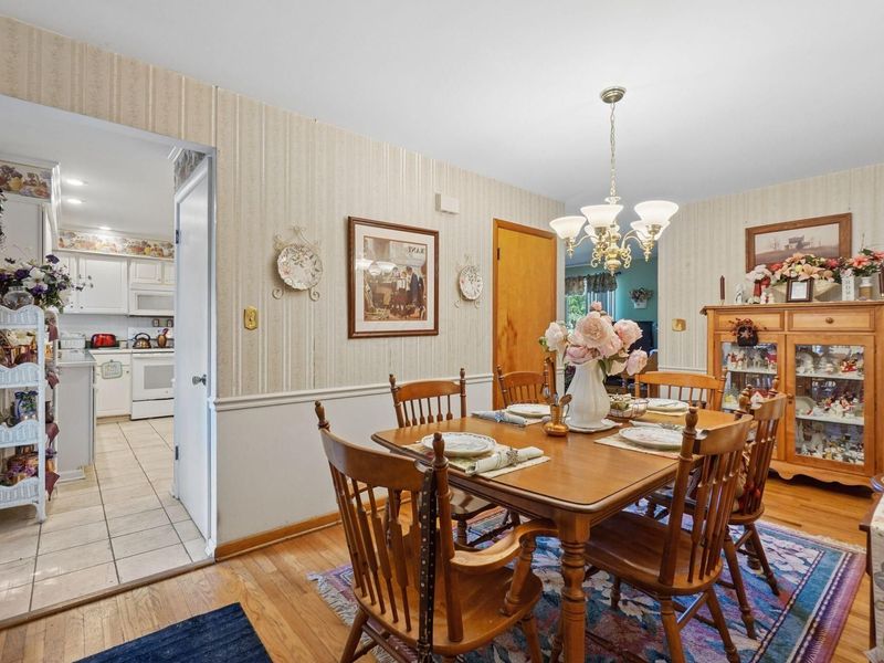 544 Edgewood Drive , Circleville, OH 43113 Photo 12