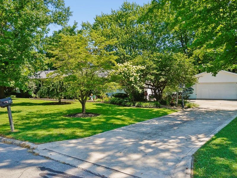 544 Edgewood Drive , Circleville, OH 43113 Photo 3
