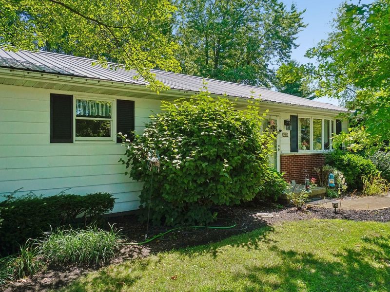 544 Edgewood Drive , Circleville, OH 43113 Photo 4