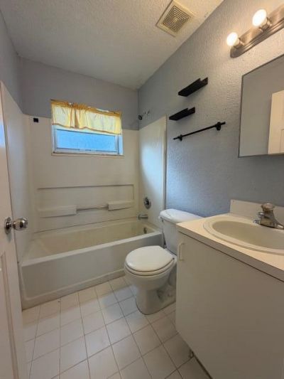 3282 NW 75th Way, Hollywood, FL 33024 Photo