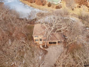 19719 Raven Drive, Louisville, NE 68037