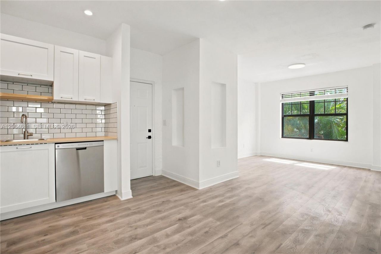 934 Michigan Ave, Unit 209, Miami Beach, FL 33139 Photo