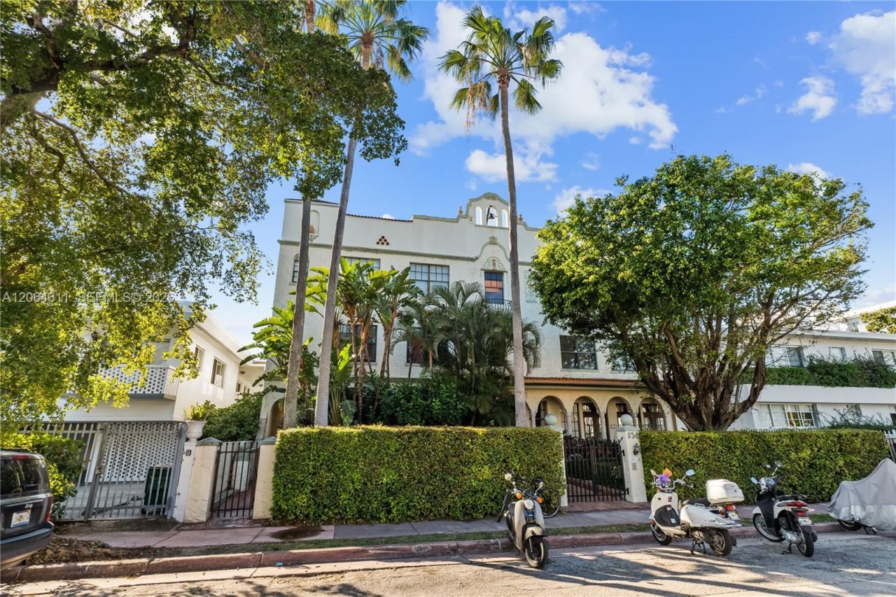 934 Michigan Ave, Unit 209, Miami Beach, FL 33139 Photo