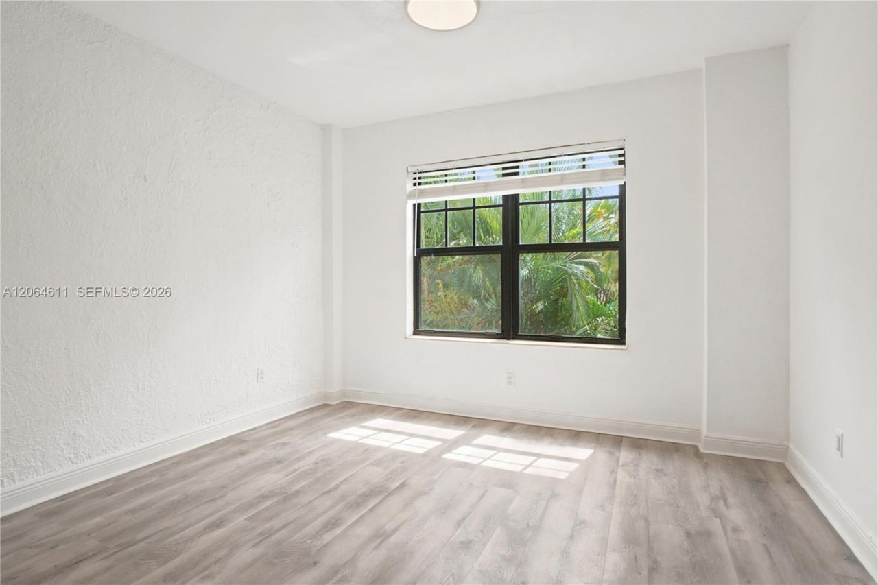 934 Michigan Ave, Unit 209, Miami Beach, FL 33139 Photo