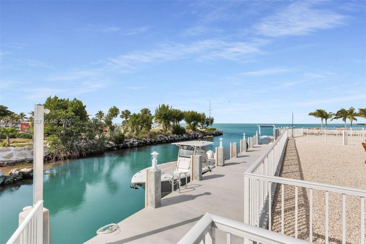 735 50 St Gulf, Marathon, Key West, FL 33050 Photo