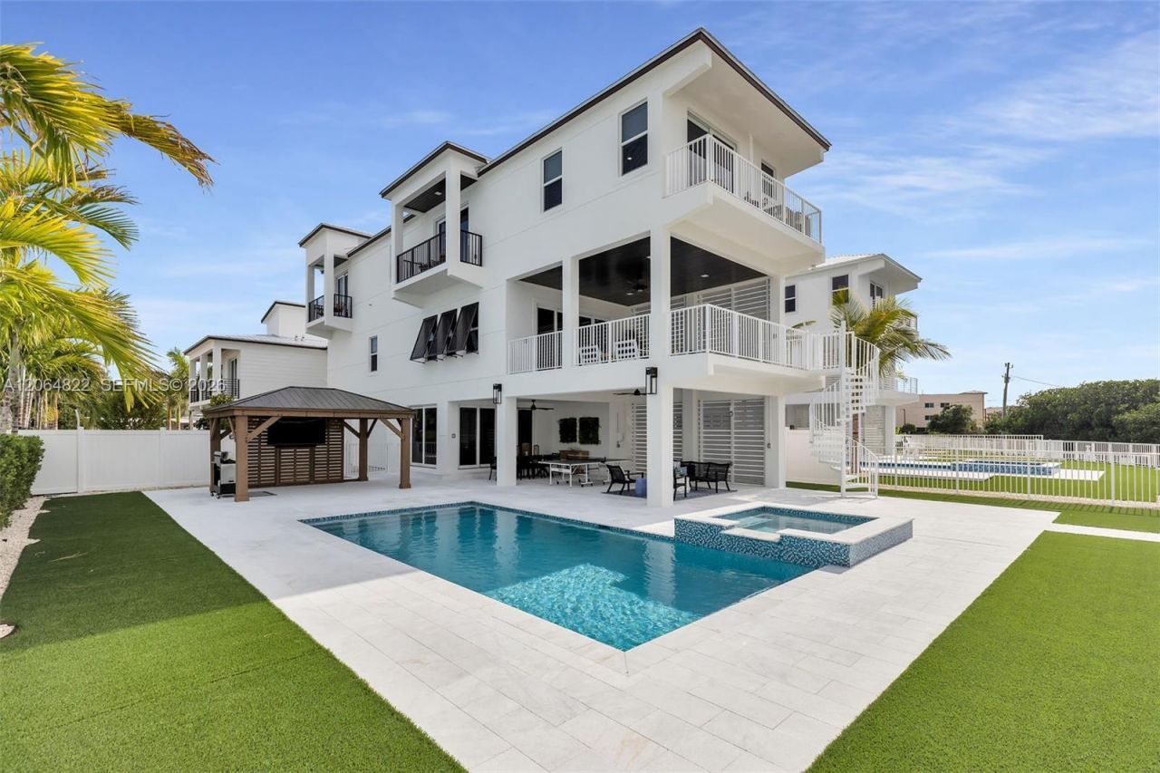 735 50 St Gulf, Marathon, Key West, FL 33050 Photo