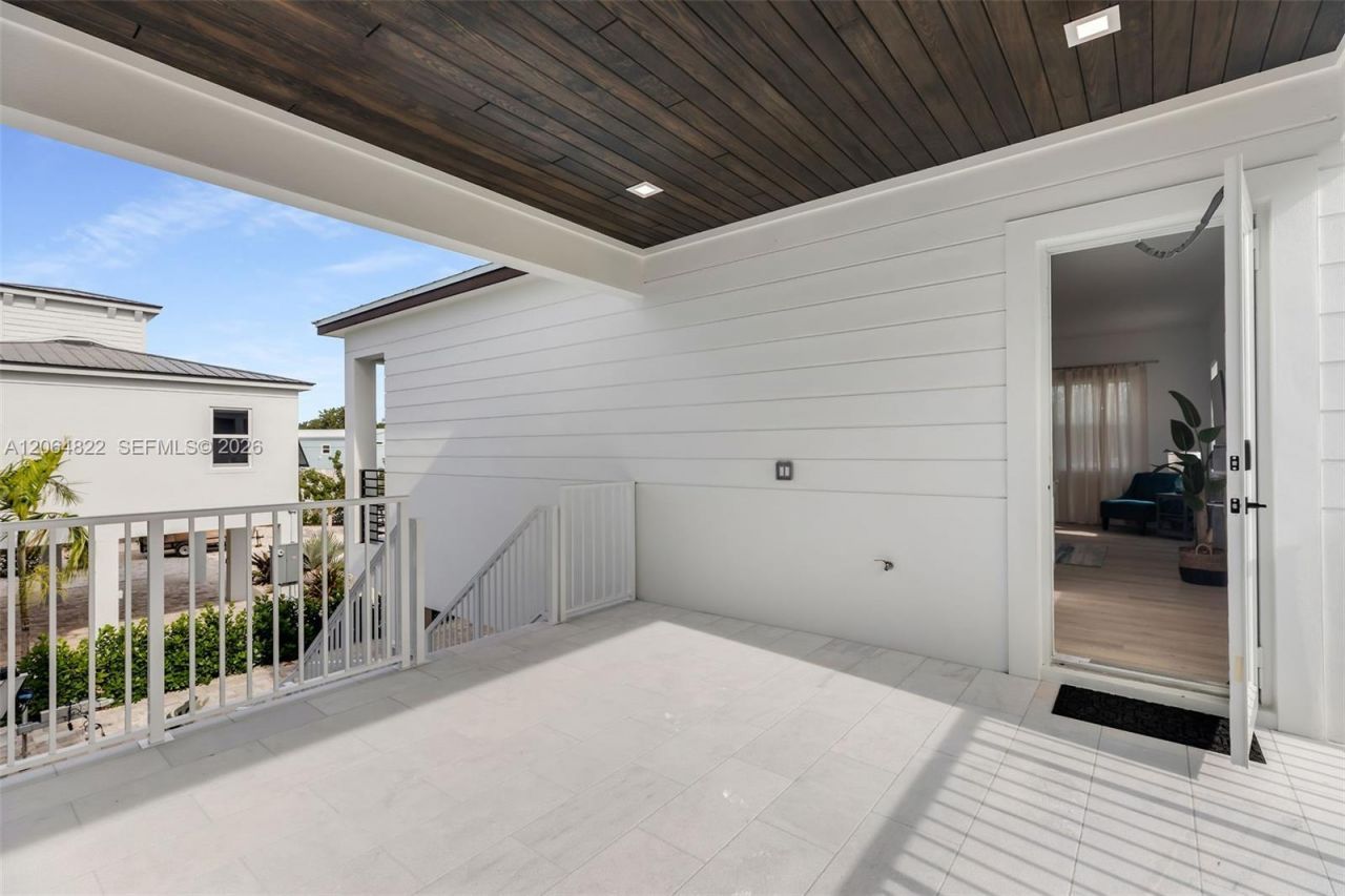 735 50 St Gulf, Marathon, Key West, FL 33050 Photo