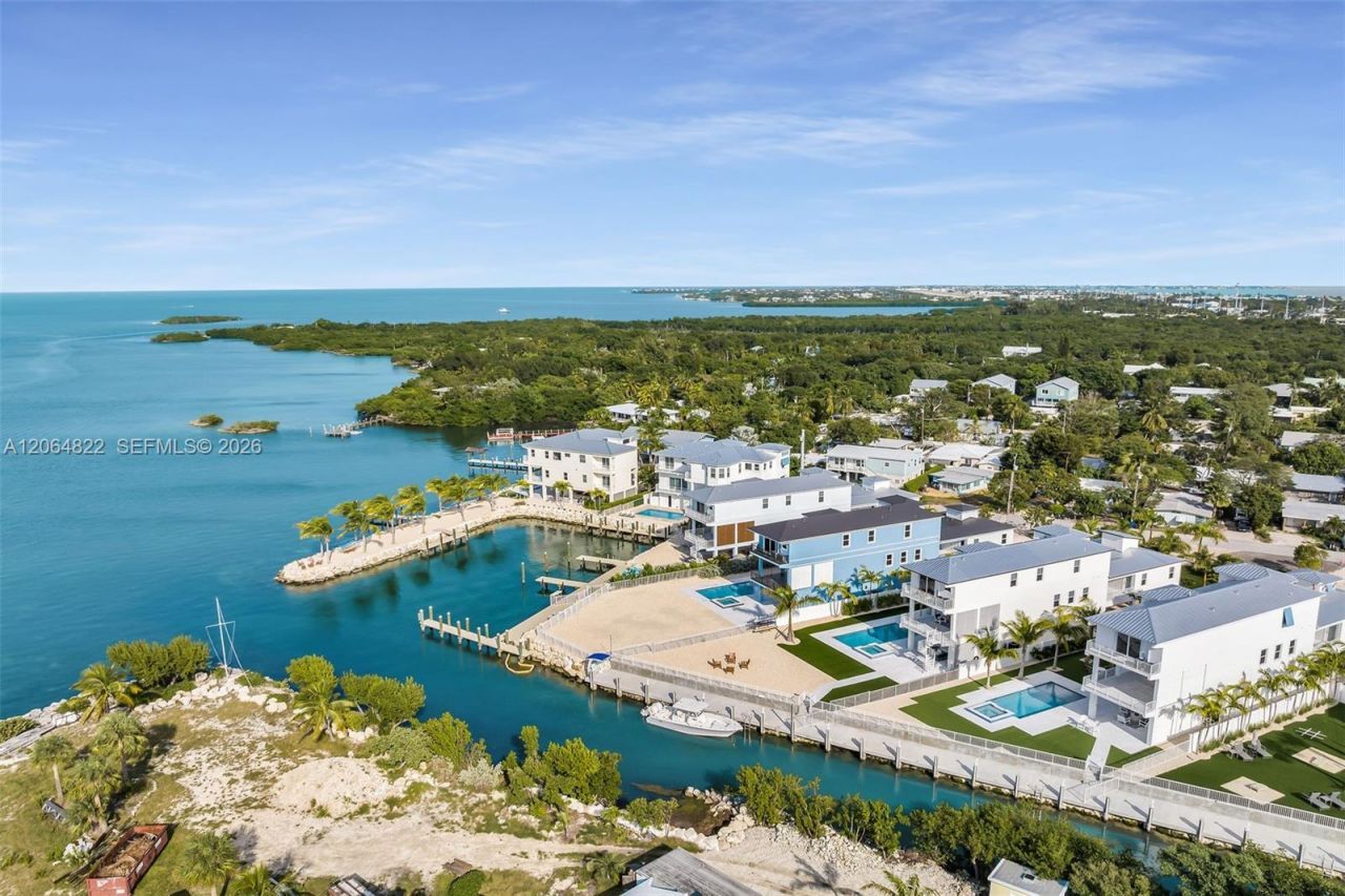 735 50 St Gulf, Marathon, Key West, FL 33050 Photo