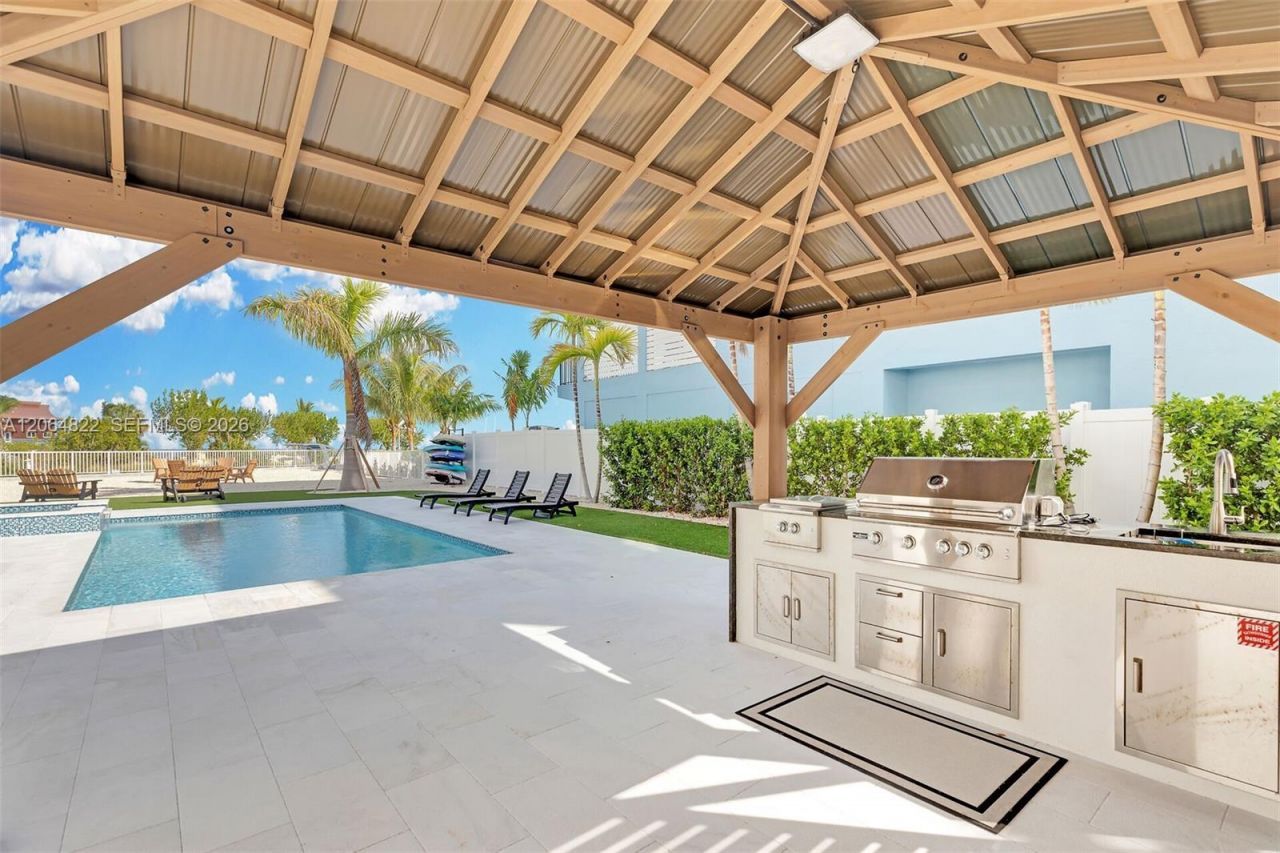 735 50 St Gulf, Marathon, Key West, FL 33050 Photo