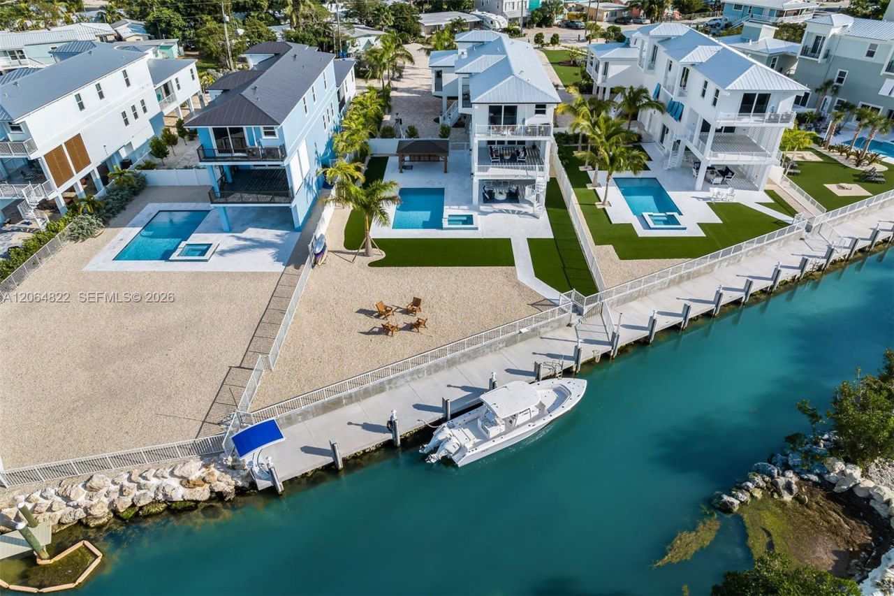 735 50 St Gulf, Marathon, Key West, FL 33050 Photo