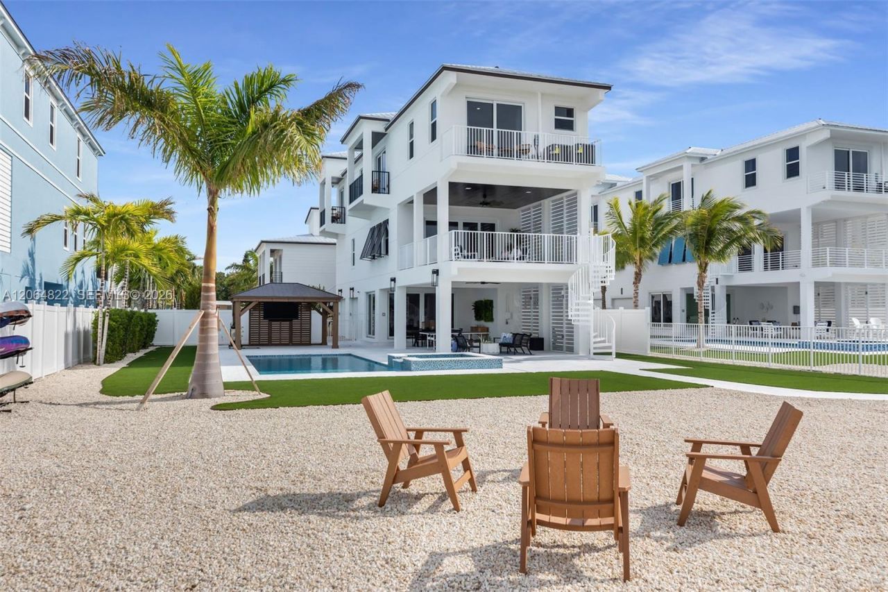 735 50 St Gulf, Marathon, Key West, FL 33050 Photo