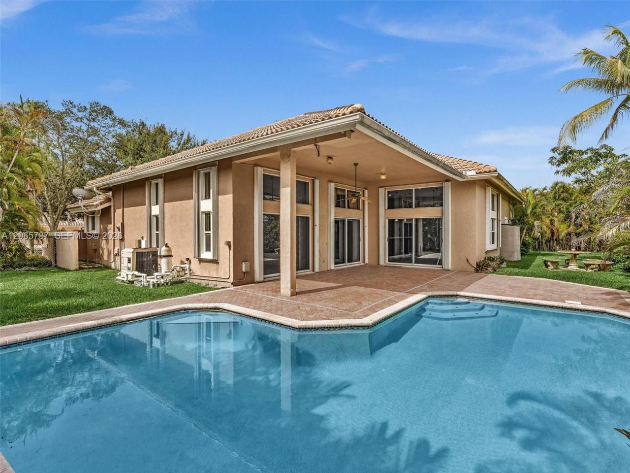 11335 Lake Shore Dr, Cooper City, FL 33026 Photo