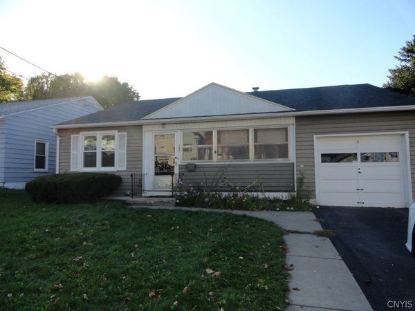 140 Genesee Park Drive , Syracuse, NY 13224