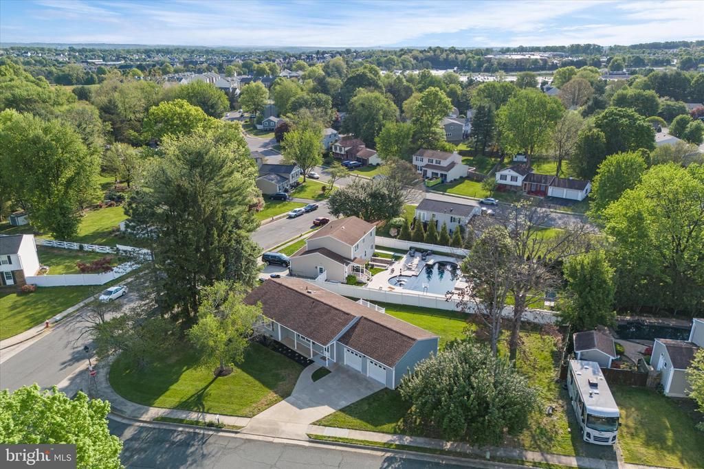 114 Birch Street Ne, Leesburg, VA 20176 Main Photo