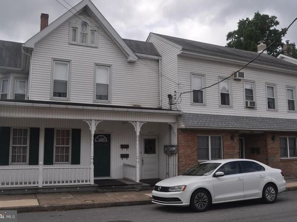 256-264 CENTER STREET, MILLERSBURG, PA 17061