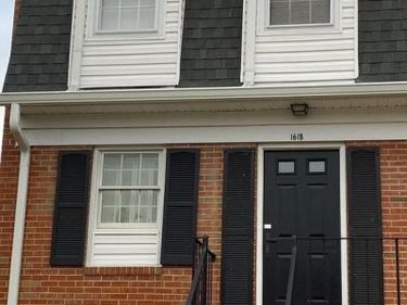 161 B LEEDS COURT W , WARRENTON, VA 20186