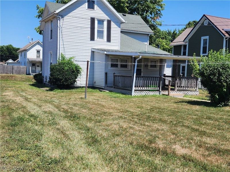 743 Pine Street, Coshocton, OH 43812 Photo 2