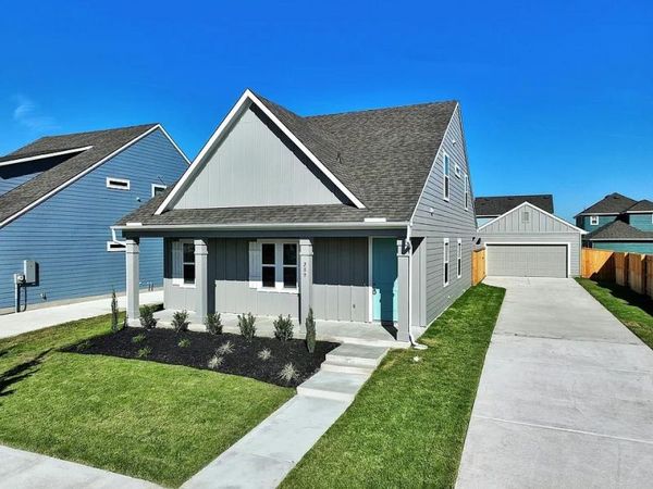 209 Cherry Blossom LN, Taylor, TX 76574