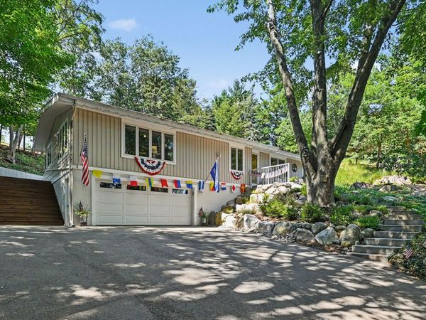 405 Slayton Avenue, Grand Haven, MI 49417