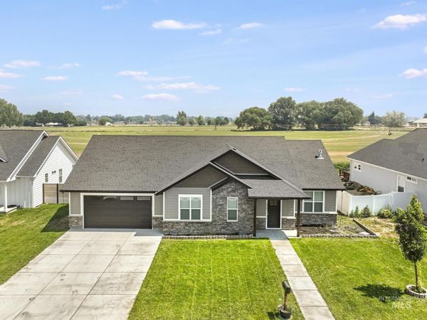 1510 Mountain View Drive, Gooding, ID 83330