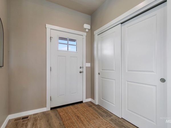 1510 Mountain View Drive, Gooding, ID 83330
