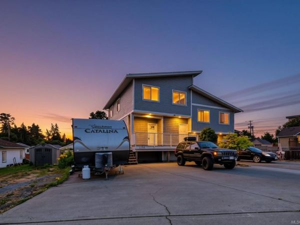 1985 Atherly Close, Sooke, BC V9Z 0P7