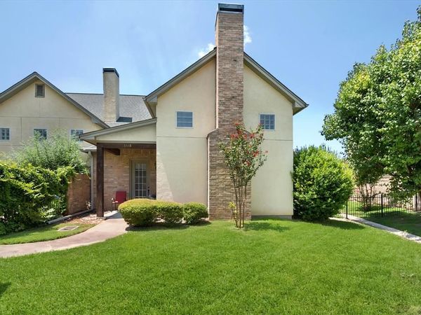 6668 Shady Glen Circle, Benbrook, TX 76132