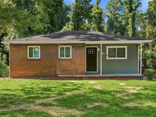 2889 Delray Drive NW, Atlanta, GA 30318